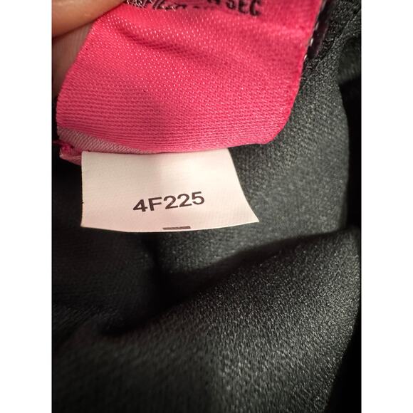 Betsey Johnson Dark Floral Eyelet Lace Puff Cap Sleeve Sheath Dress Size 2 - Picture 7 of 8